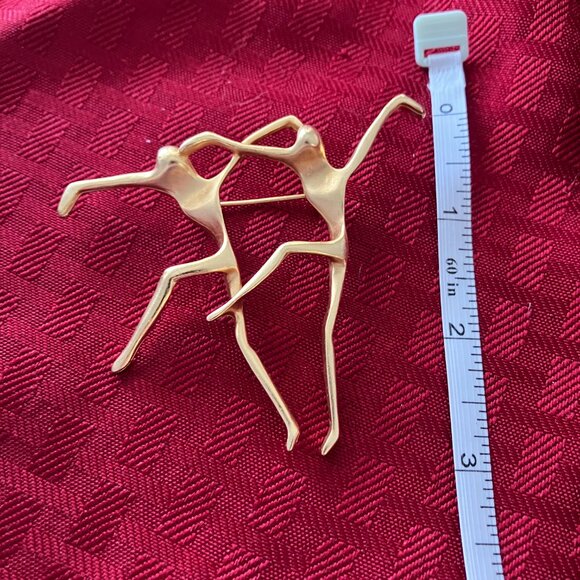 Burnished Gold Dancing Figures Lapel Pin EUC - Picture 3 of 4